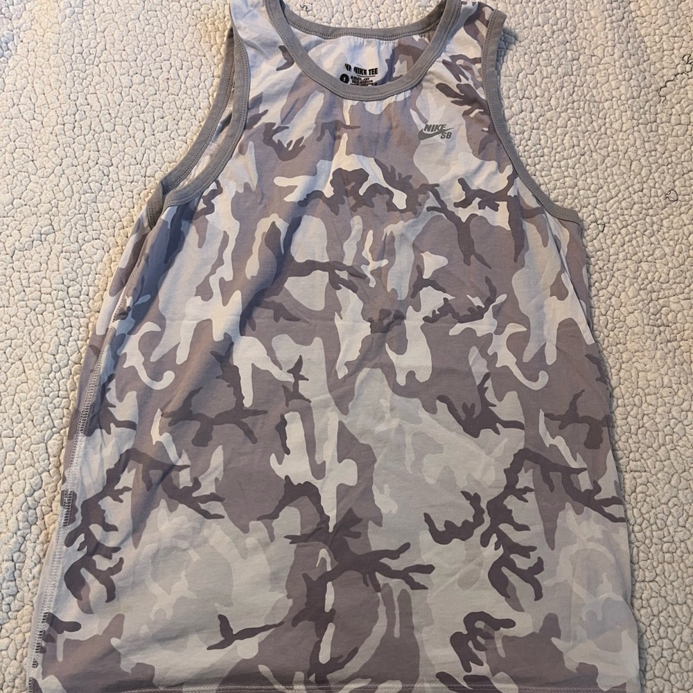 Nike grey and White Camouflage Tank top size small